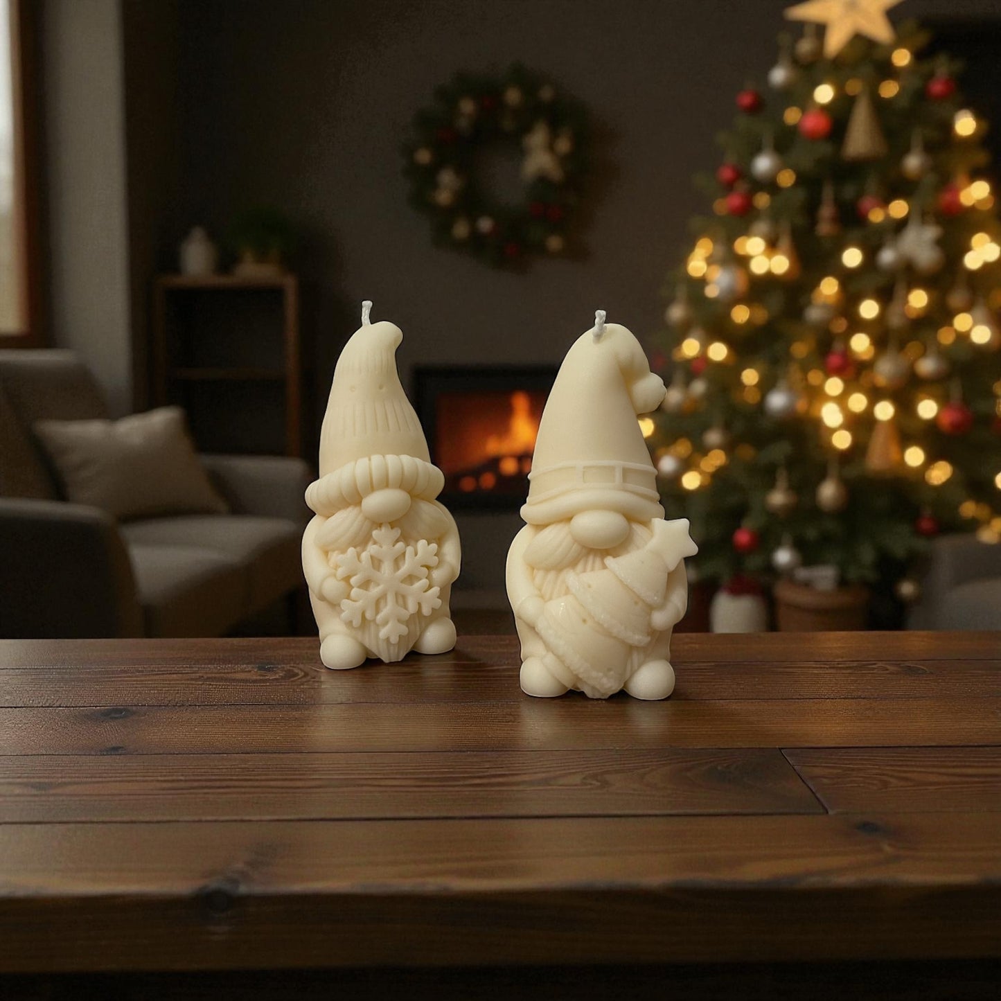 Lot de 2 Bougies Gnomes de Noël – Senteur Pomme d’Amour ✨